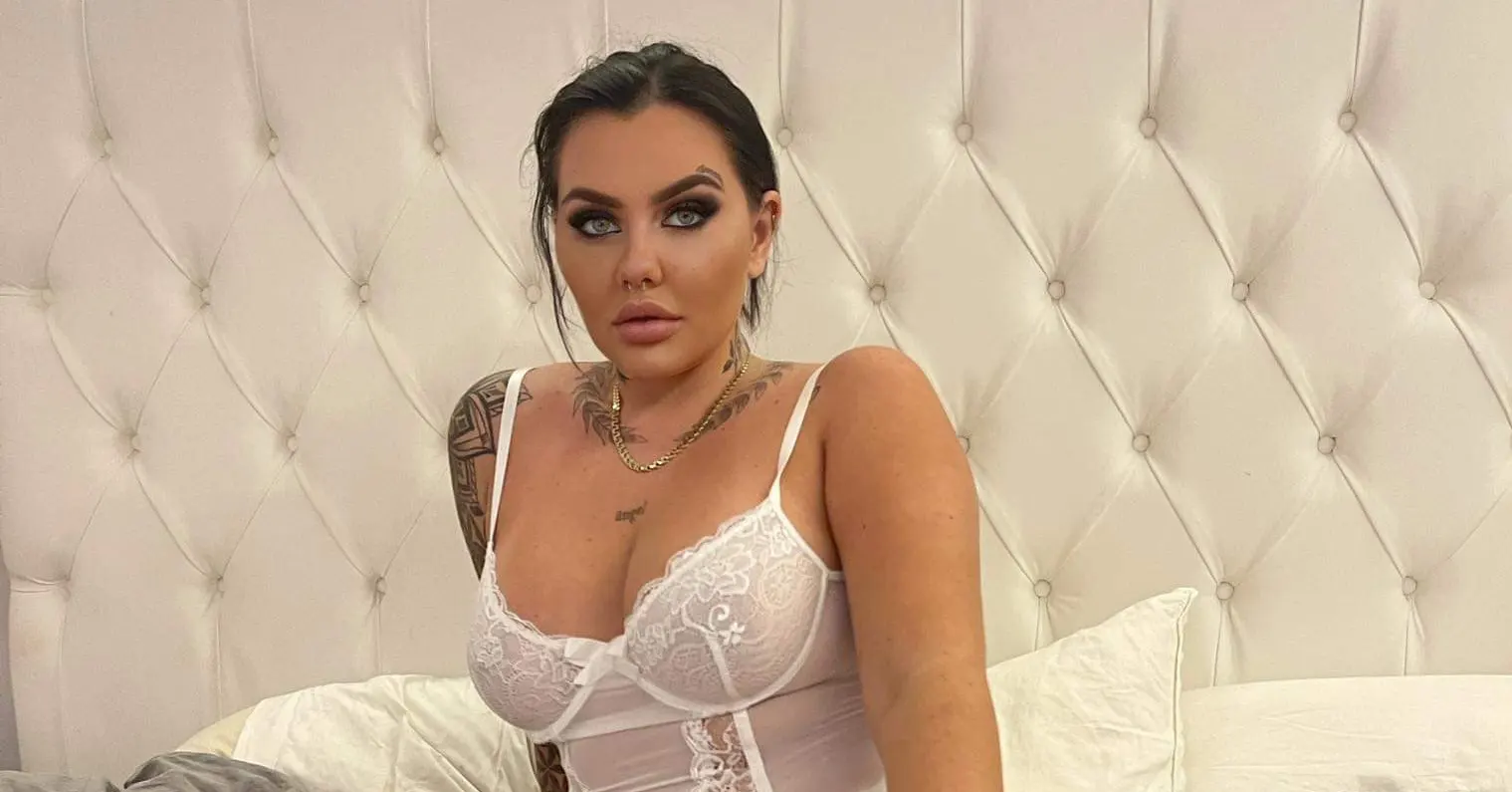 Hvad Fie Laursen afslørede om virkeligheden bag OnlyFans